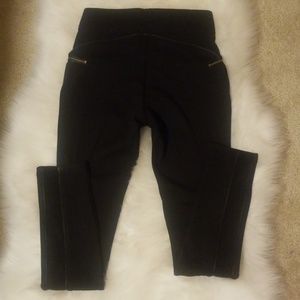 🌺 New Black Leggings